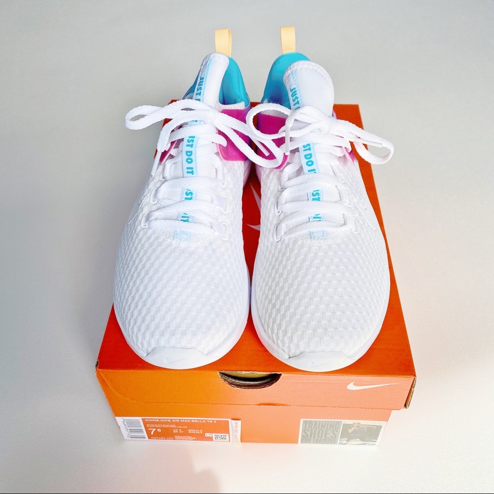‼️SOLD‼️NWT NIKE Air Max Bella TR 2 Training Shoes - Picture 12 of 12